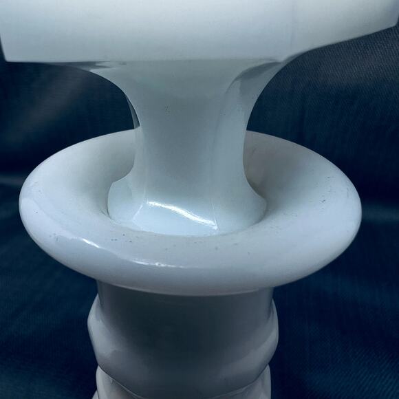 Vintage Cambridge Mount Vernon White Milk Glass Alcohol Decanter Bottle Decor - Picture 8 of 12